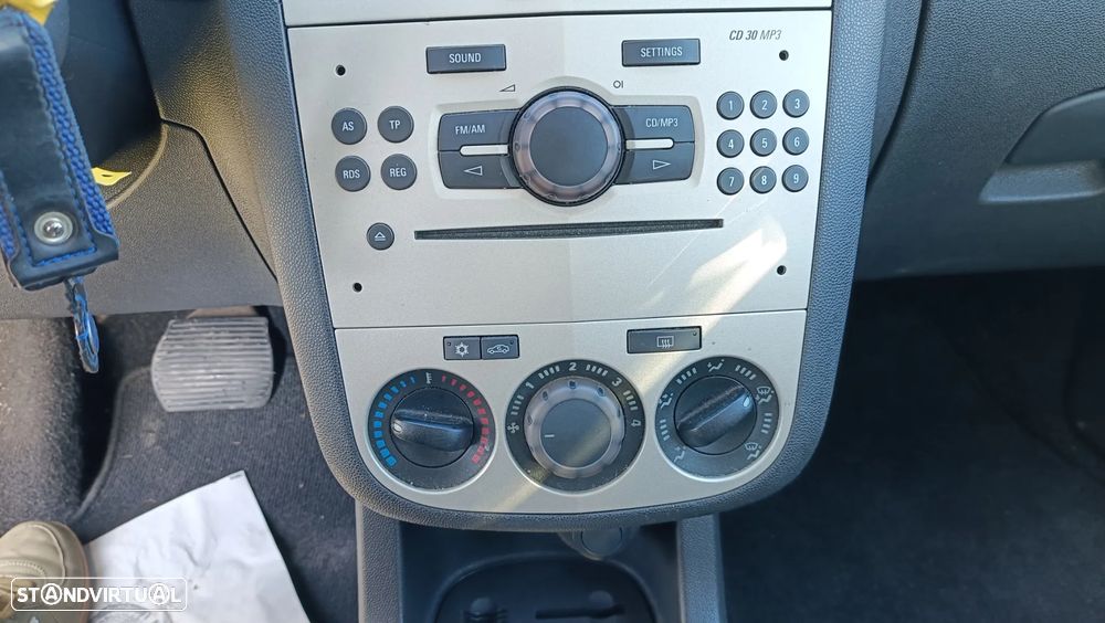 Opel Corsa 1.2 Enjoy Easytronic - 17