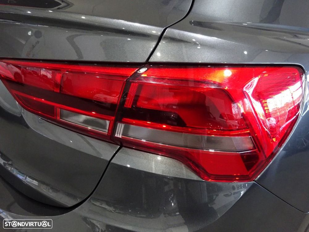 Audi Q3 Sportback 45 TFSIe S tronic - 36