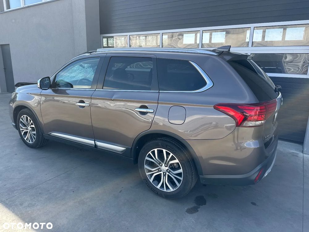 Mitsubishi Outlander 2.0 City Style 2WD - 8