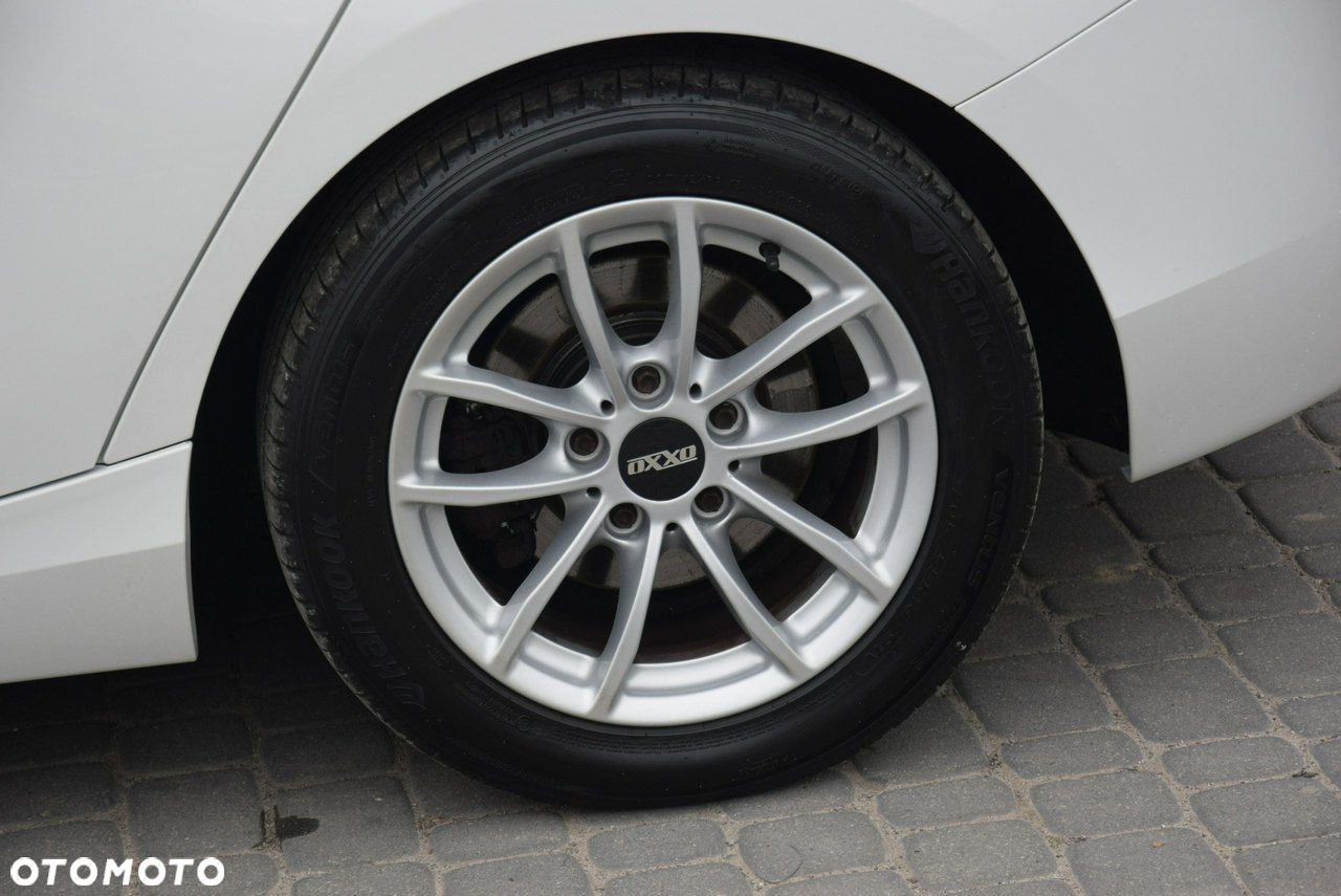 BMW Seria 1 118d - 14