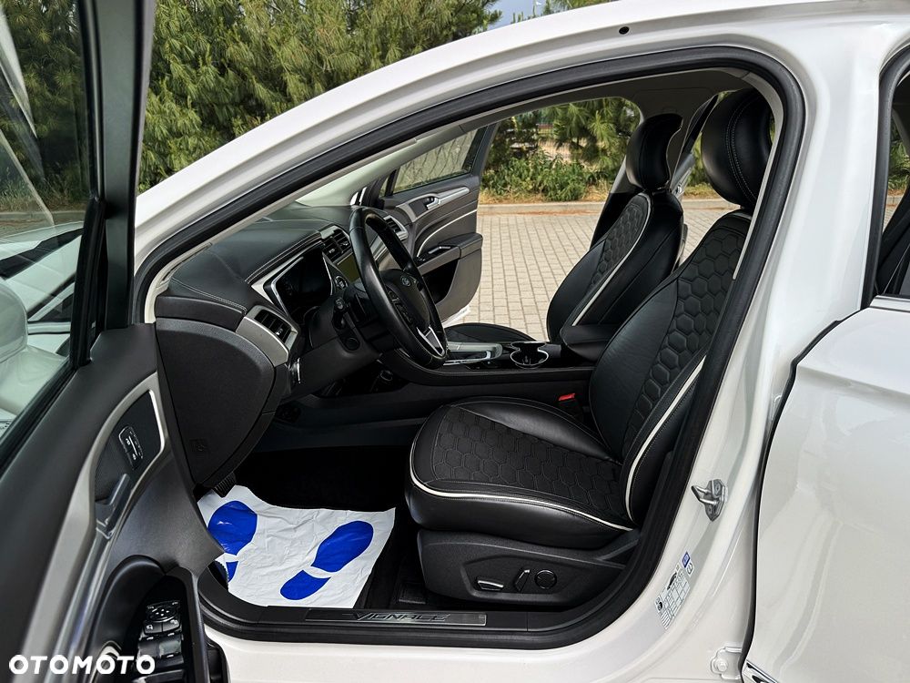Ford Mondeo 2.0 TDCi STart-Stopp PowerShift-Aut Vignale - 28