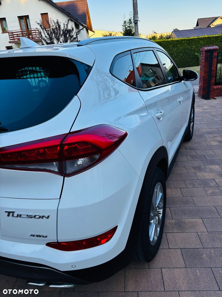 Hyundai Tucson 2.0 CRDi 4WD Automatik Style - 15
