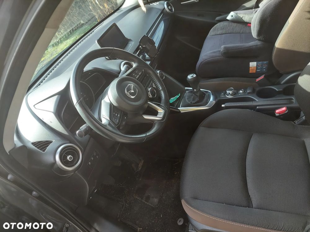 Mazda 2 - 20