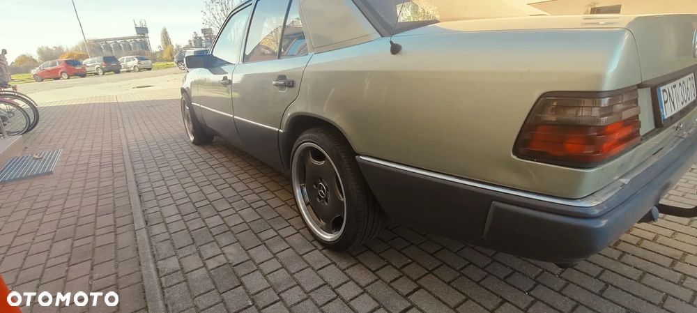 Mercedes-Benz W124 (1984-1993) - 2