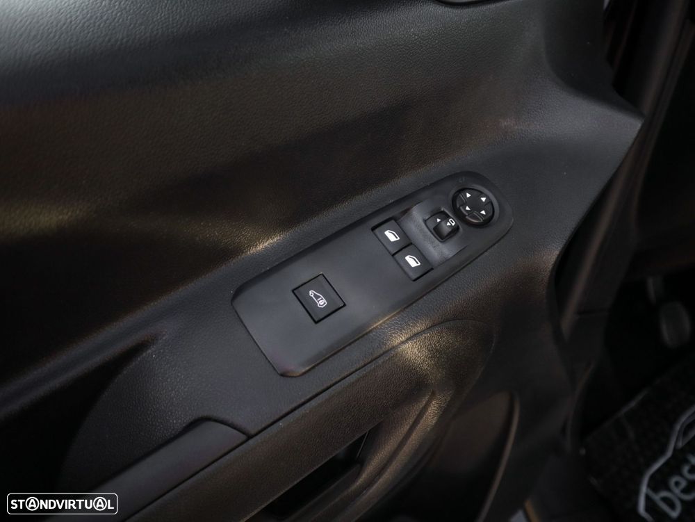 Citroën Berlingo 1.5 BlueHDi M Shine Pack - 37