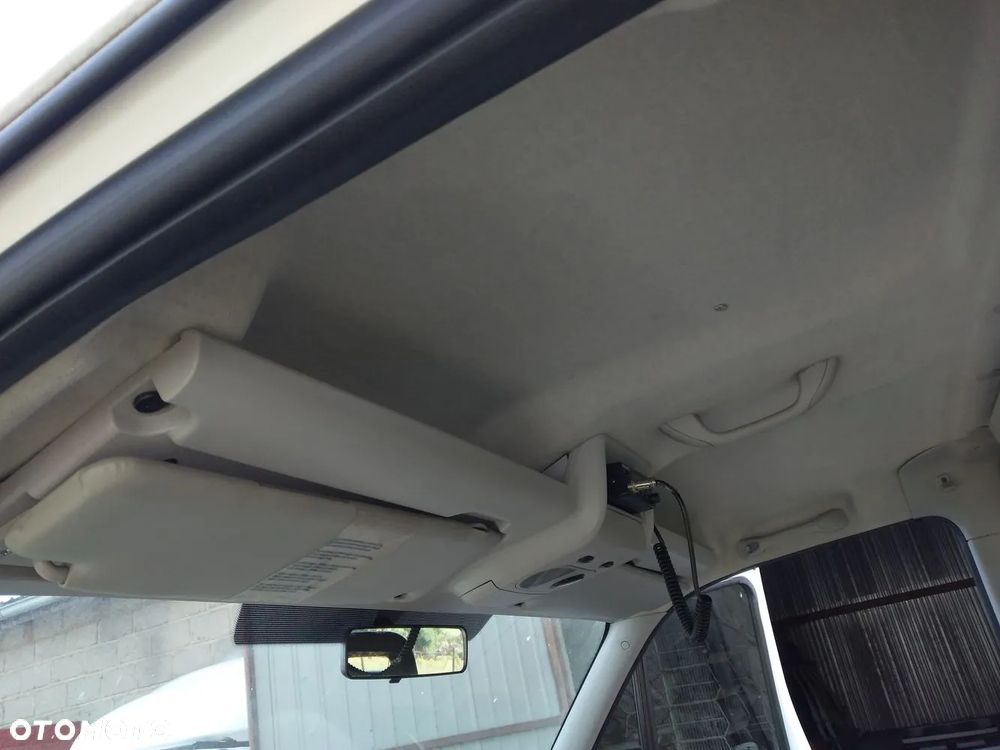 Iveco 3,0 CNG F1CE0441A osprzęt silnika 2013r, kabina szkielet ,  wał napędowy pół resory poduszki , koła z ładnymi oponami , sterowniki silnika i inne części - 11