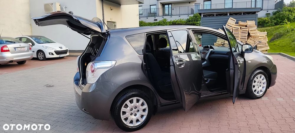 Toyota Verso 1.8 Sol 7os MS - 20