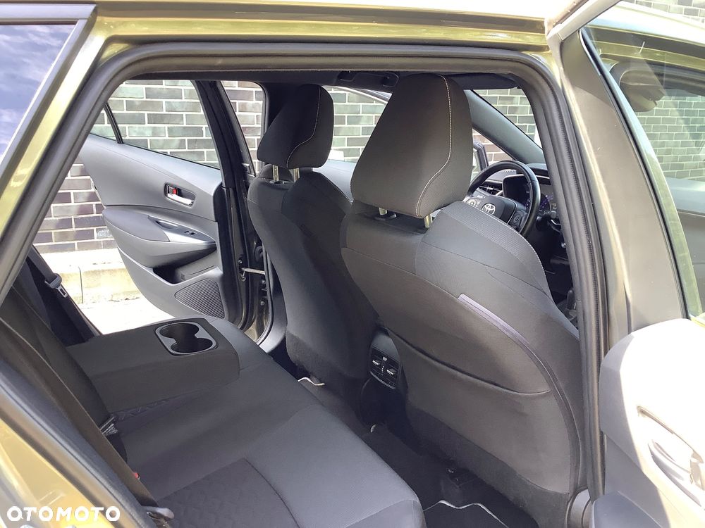 Toyota Corolla 1.8 Hybrid Comfort - 18