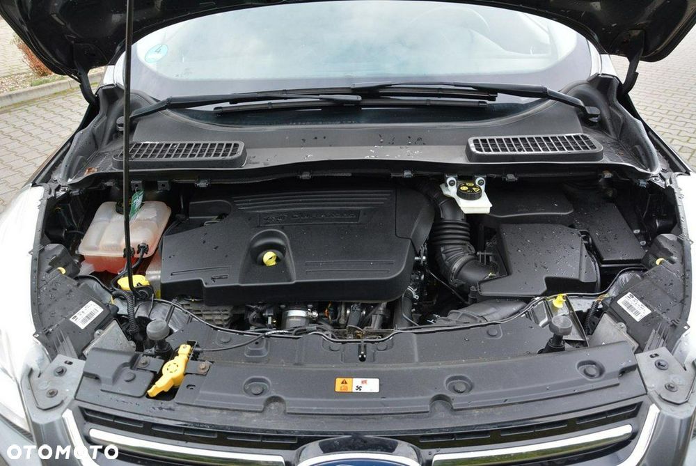 Ford Kuga 2.0 TDCi 4WD Titanium Plus - 39