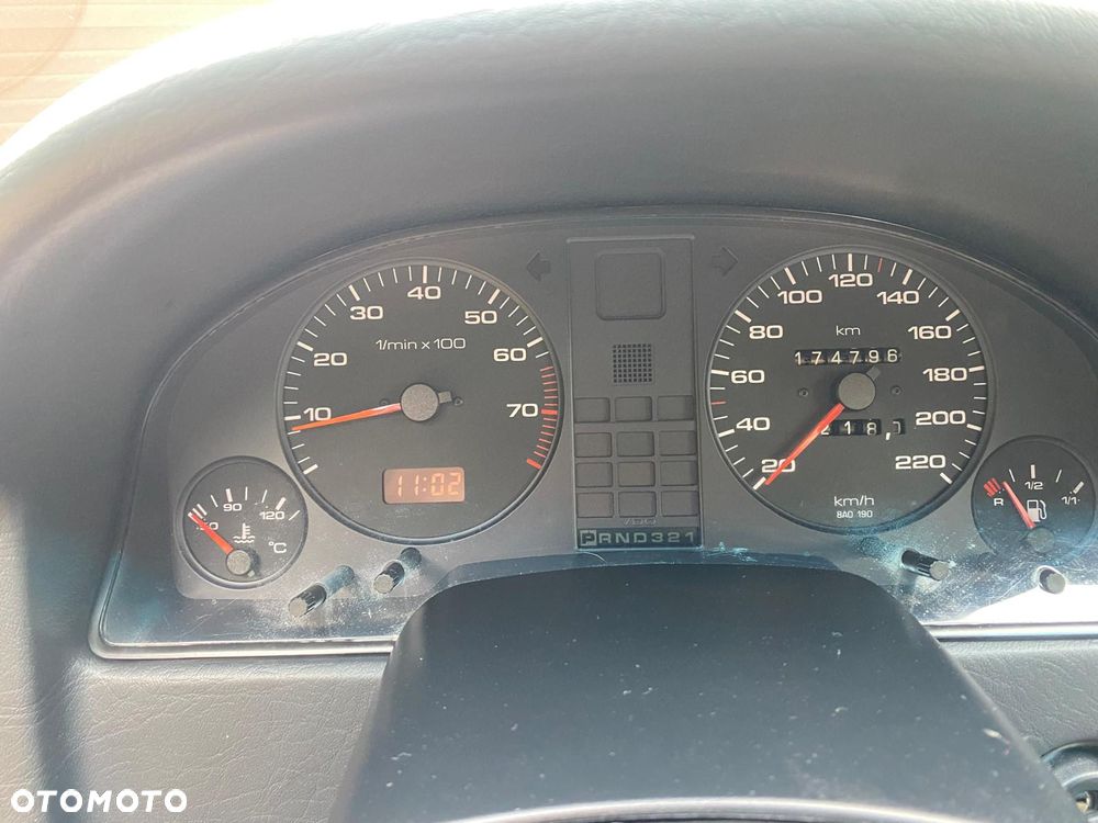 Audi 80 2.0 E - 25