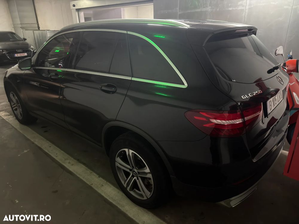 Mercedes-Benz GLC - 3