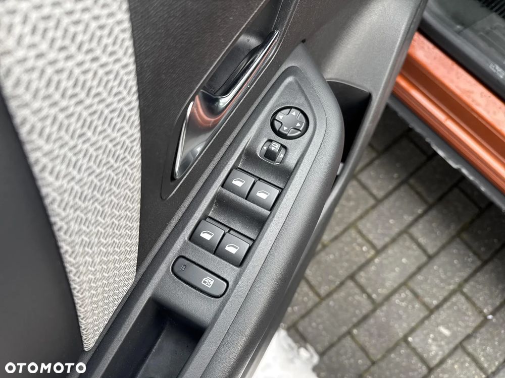 Citroën C4 1.2 PureTech Shine S&S - 16