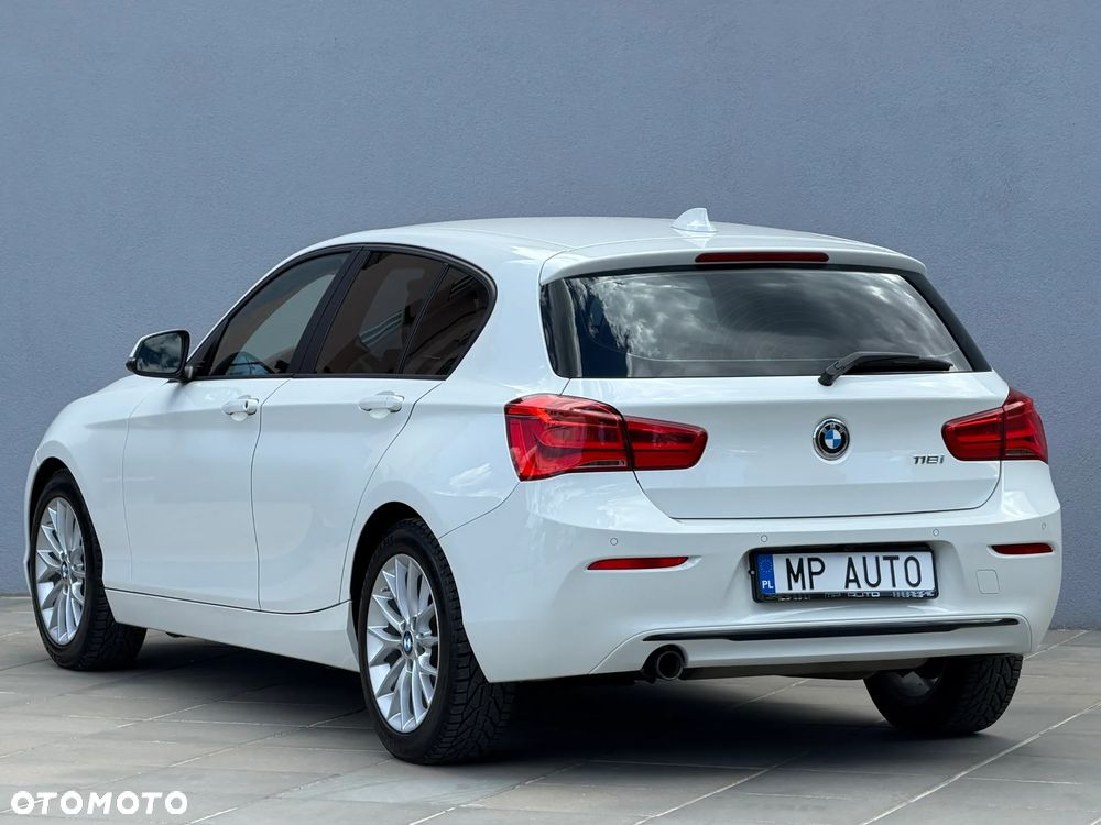 BMW Seria 1 118i Urban Line - 5