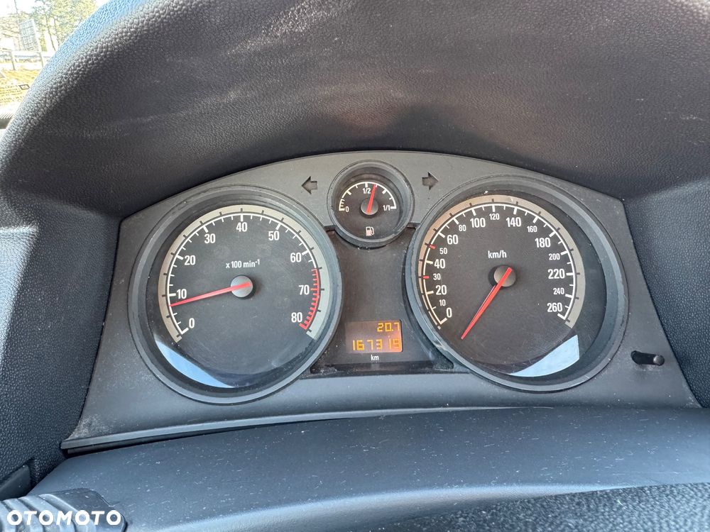 Opel Astra - 25