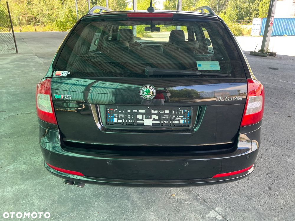 Skoda Octavia 2.0 TDI RS - 5