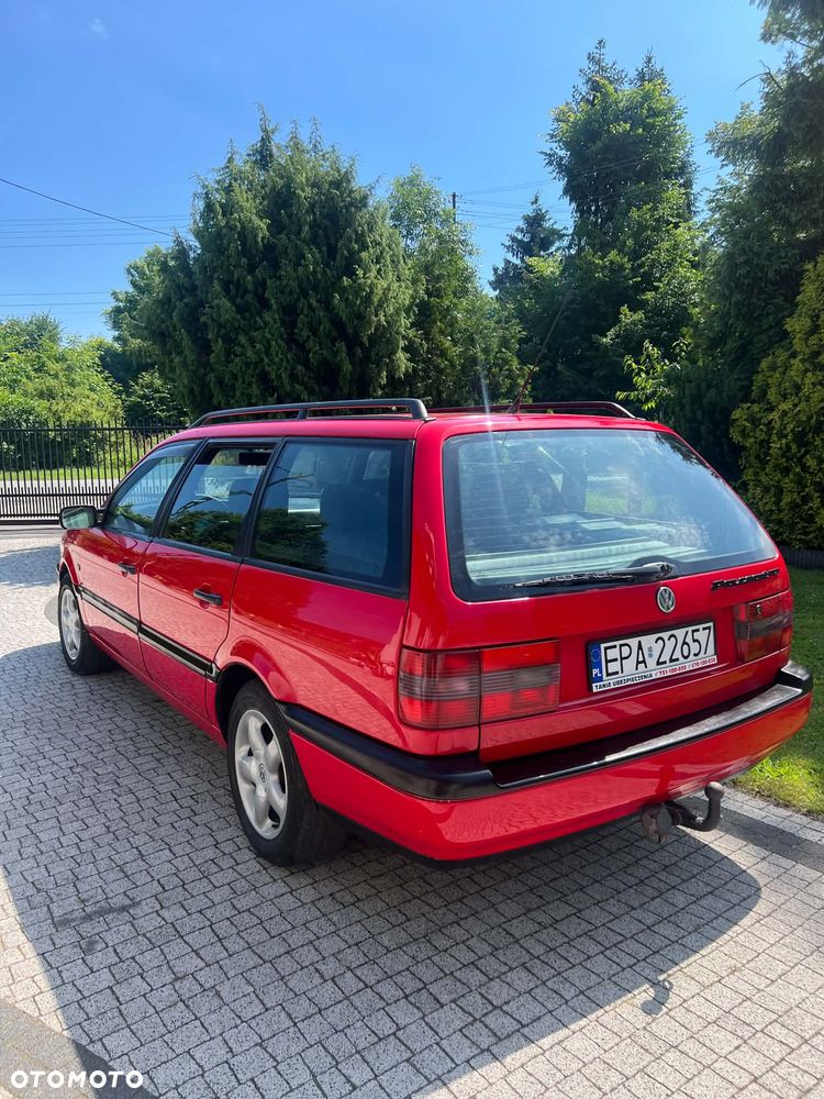Volkswagen Passat 1.9 TDI CL - 1
