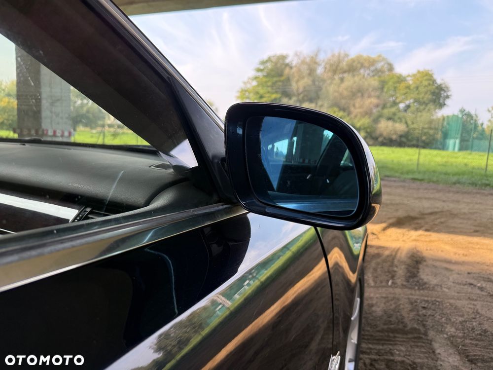 Audi A8 3.7 Quattro - 19