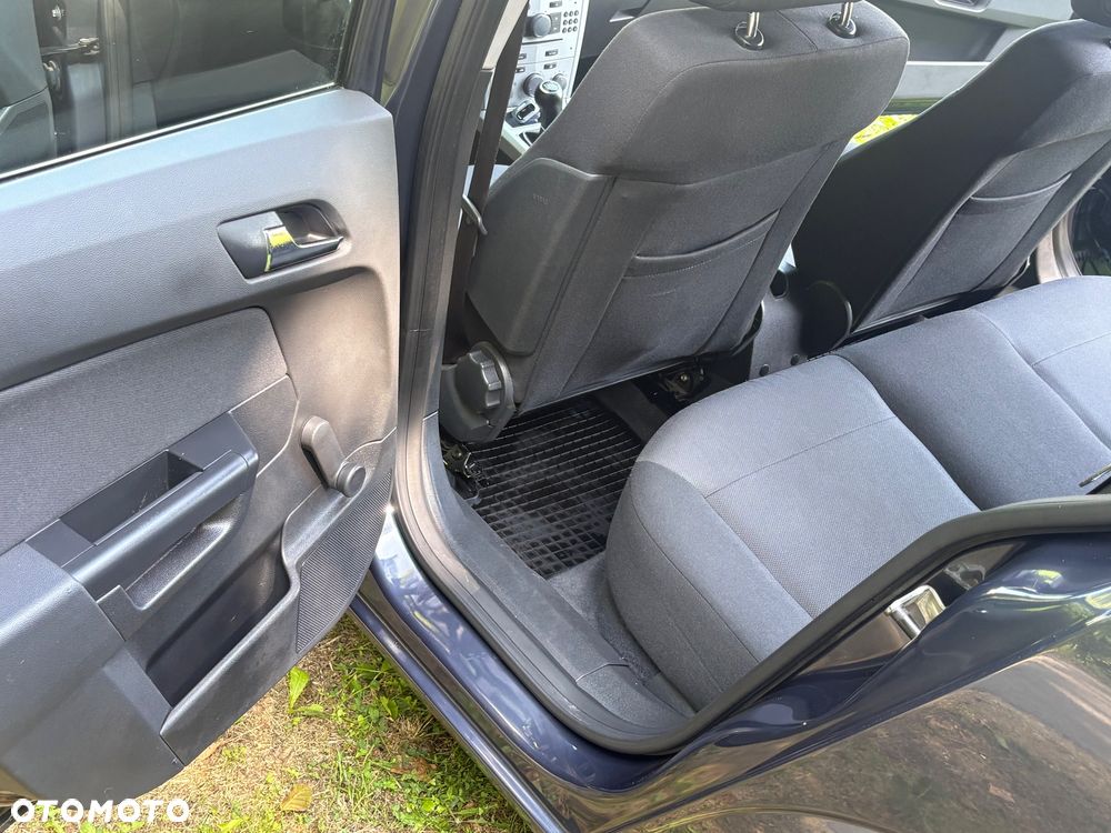 Opel Astra 1.4 - 23