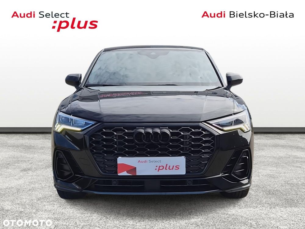 Audi Q3 Sportback - 8