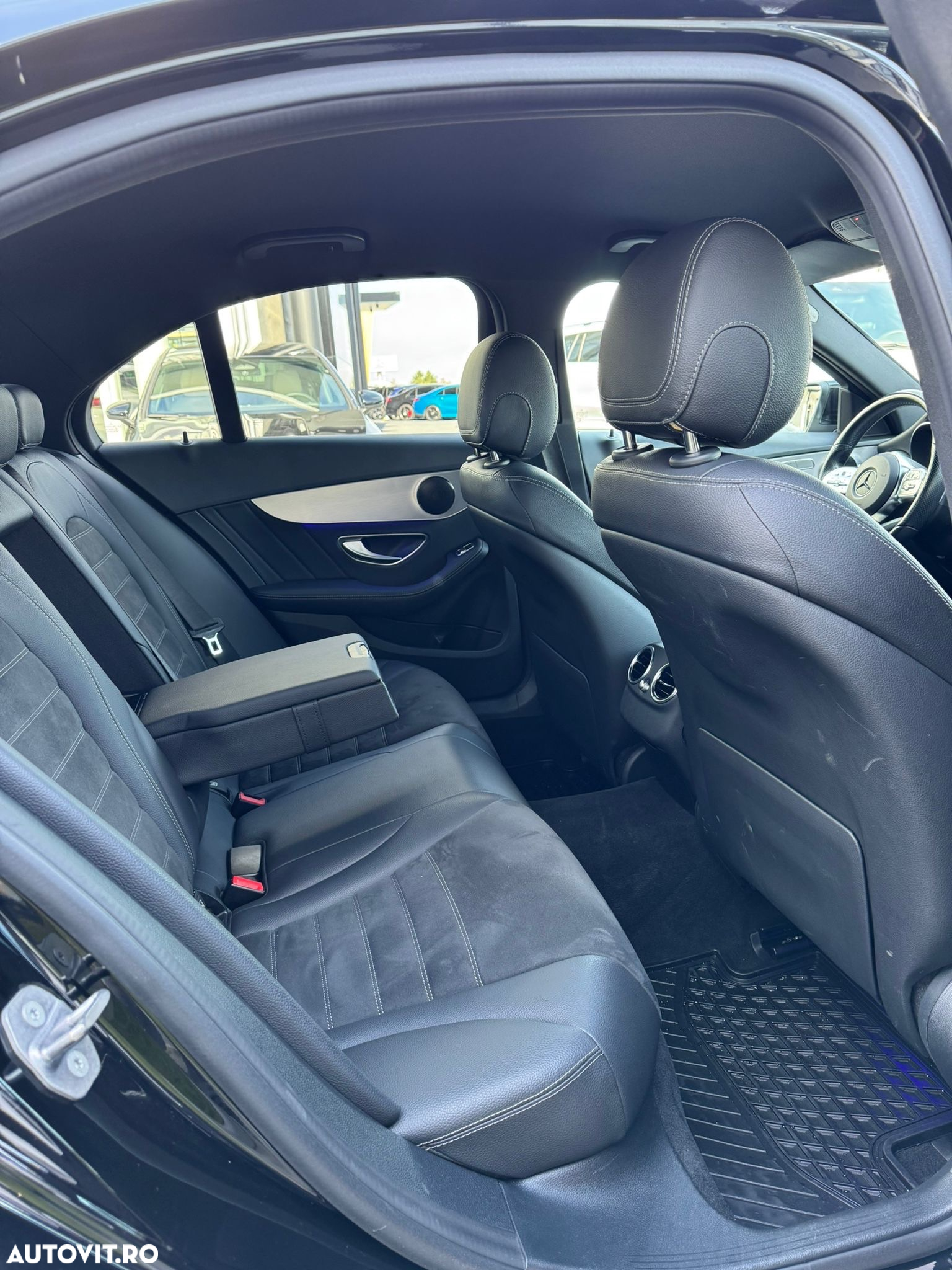 Mercedes-Benz C 300 e 4MATIC Aut. - 28