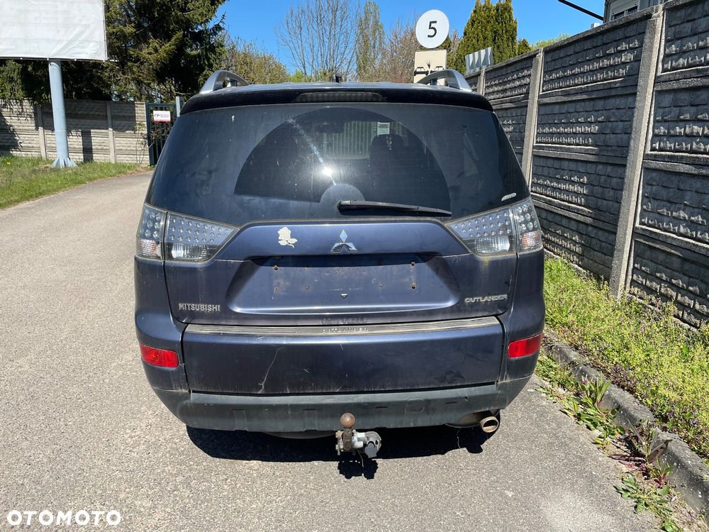 Mitsubishi Outlander 2.4 4WD CVT Intense - 12