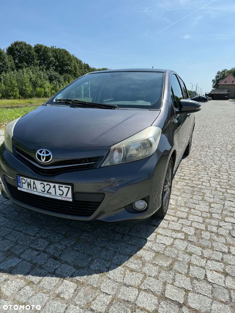 Toyota Yaris 1.33 Dynamic - 1