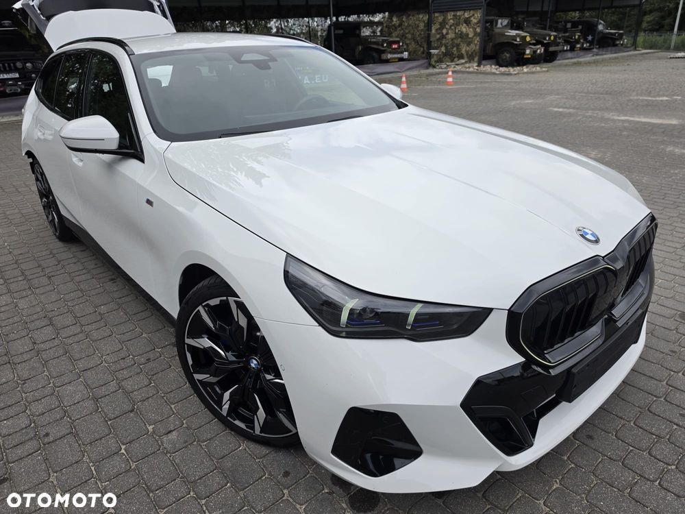 BMW Seria 5 520d xDrive - 7