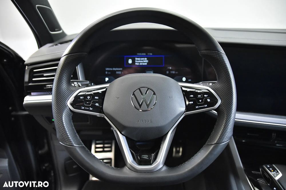 Volkswagen Touareg - 17