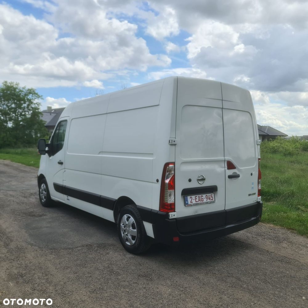 Nissan NV400 - 4