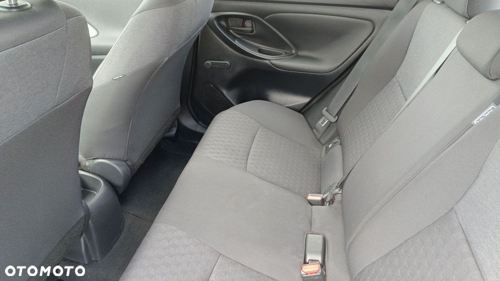Toyota Yaris 1.5 Comfort - 14