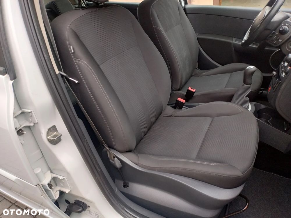 Renault Clio 1.2 16V 75 Dynamique - 22