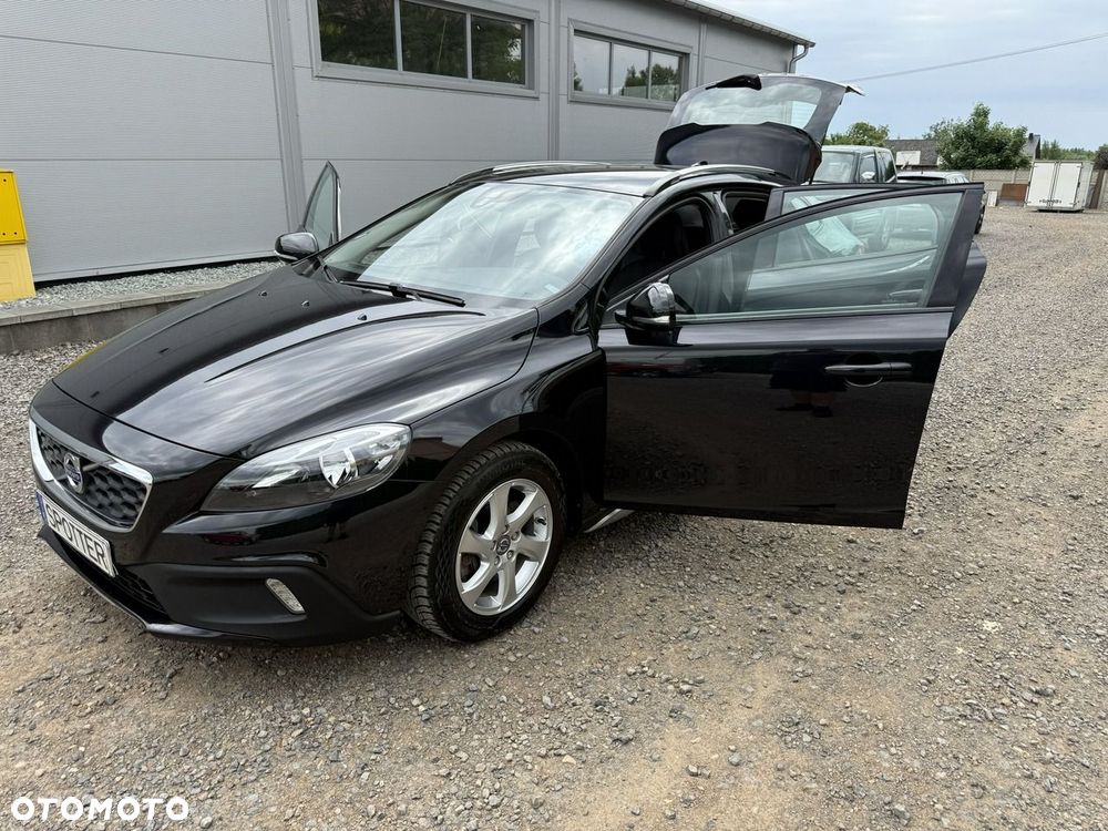 Volvo V40 Cross Country - 22