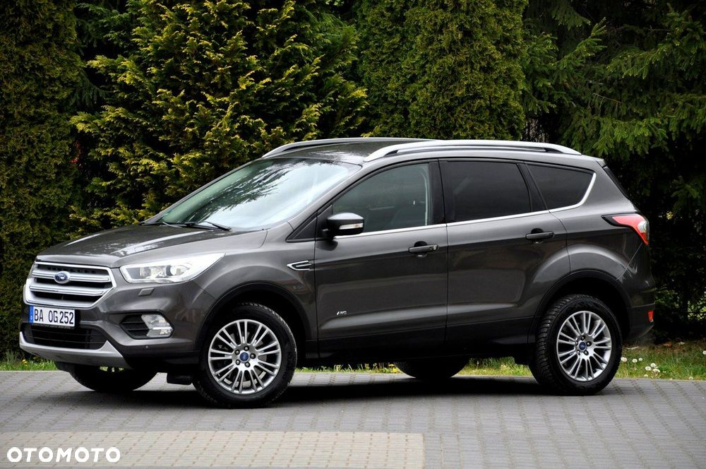 Ford Kuga - 1