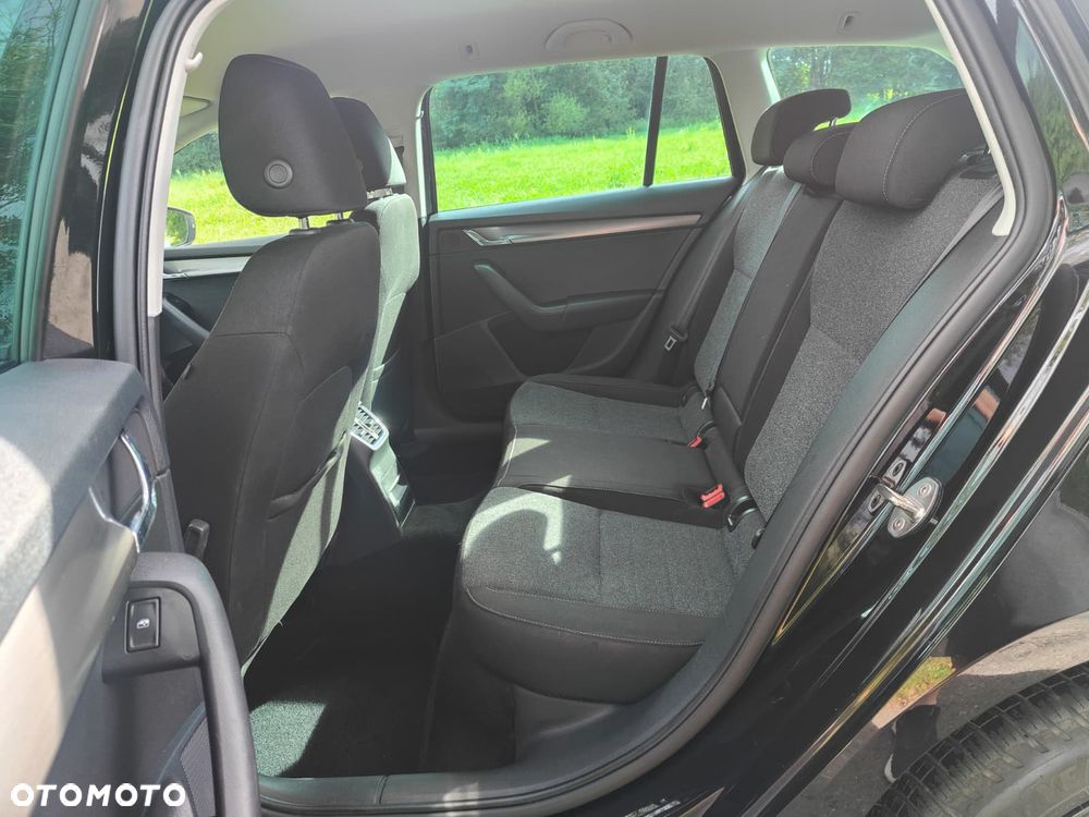 Skoda Octavia 2.0 TDI DSG Soleil - 16