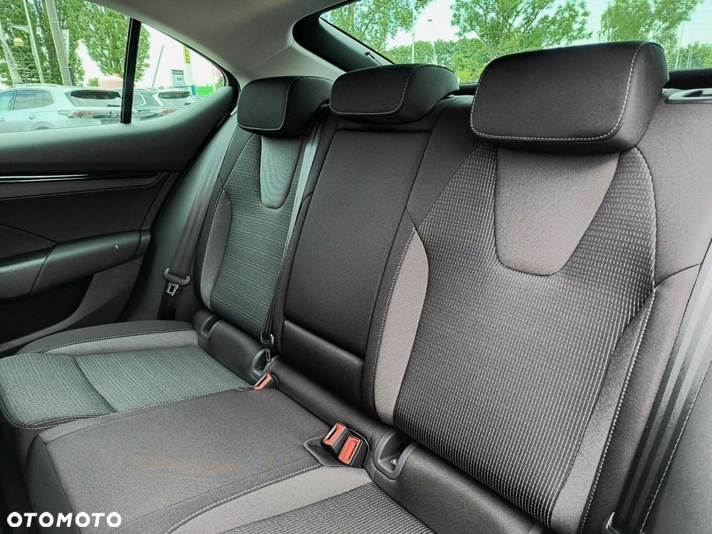 Skoda Octavia 2.0 TDI Selection DSG - 24