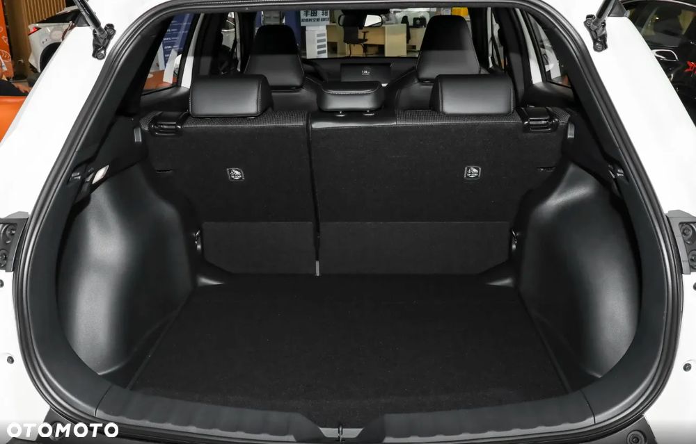 Toyota Corolla Cross - 16