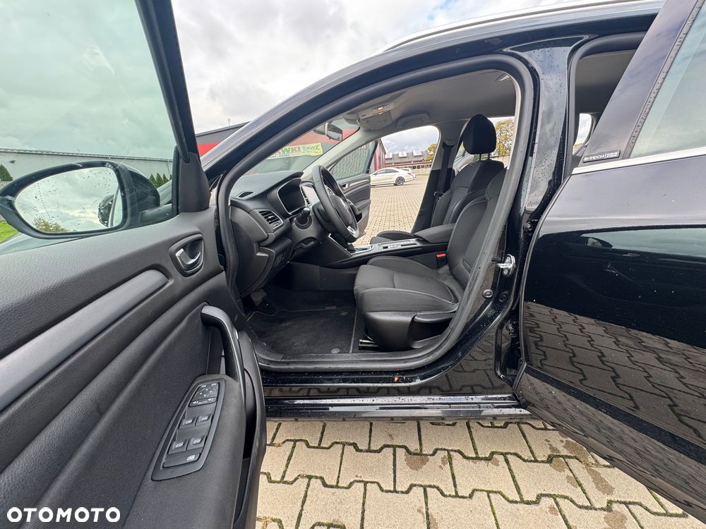 Renault Megane Grandtour E-TECH Plug-in 160 BUSINESS EDITION - 16