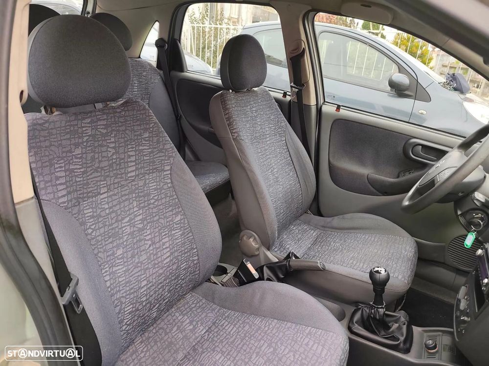 Opel Corsa 1.2 16V Confort - 8