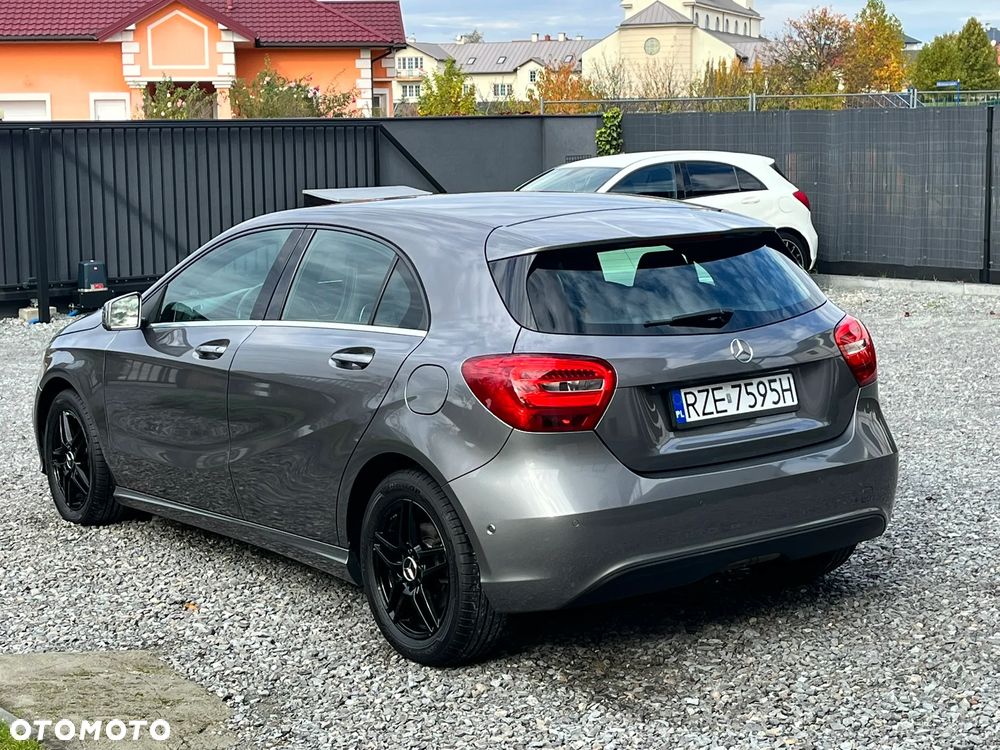 Mercedes-Benz Klasa A 180 BlueEfficiency Edition - 11