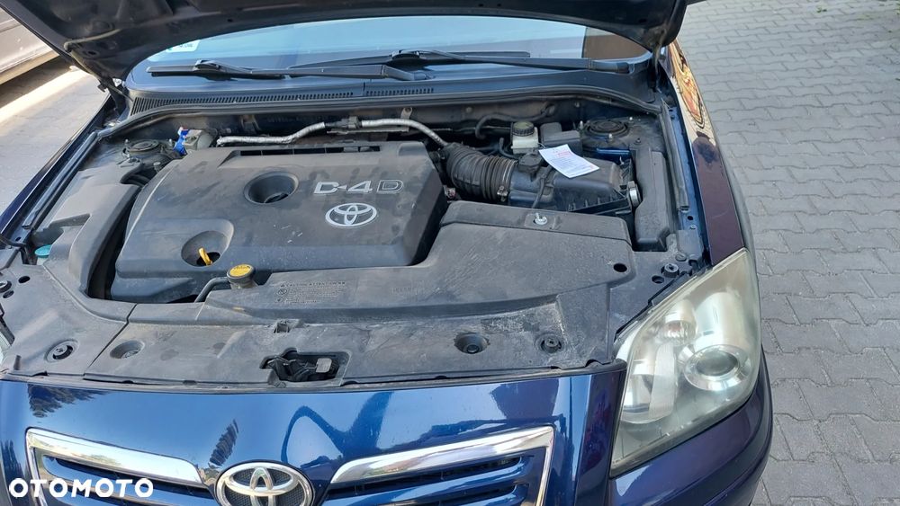 Toyota Avensis 2.0 D-4D Sol Premium - 12