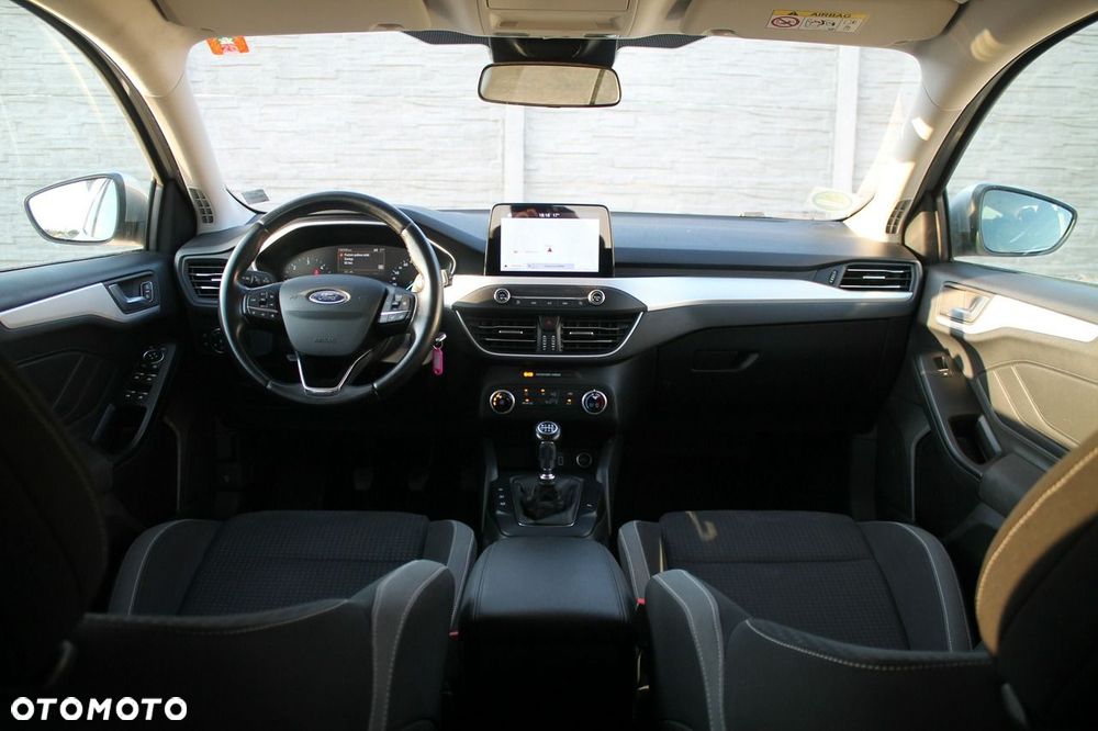 Ford Focus - 8