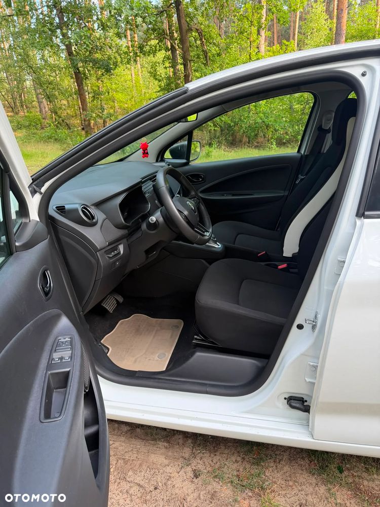 Renault Zoe - 14