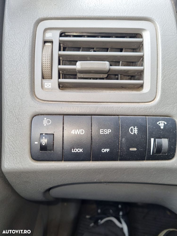 Hyundai Tucson 2.0 CRDI VGT 4WD - 12