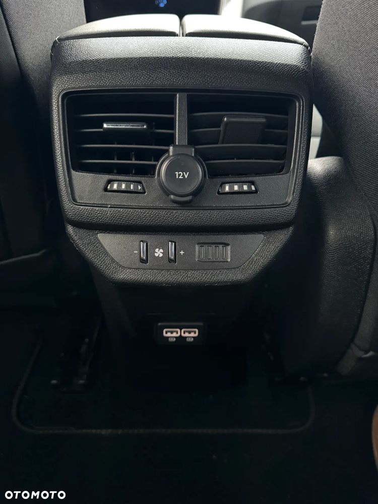 Peugeot 5008 - 16