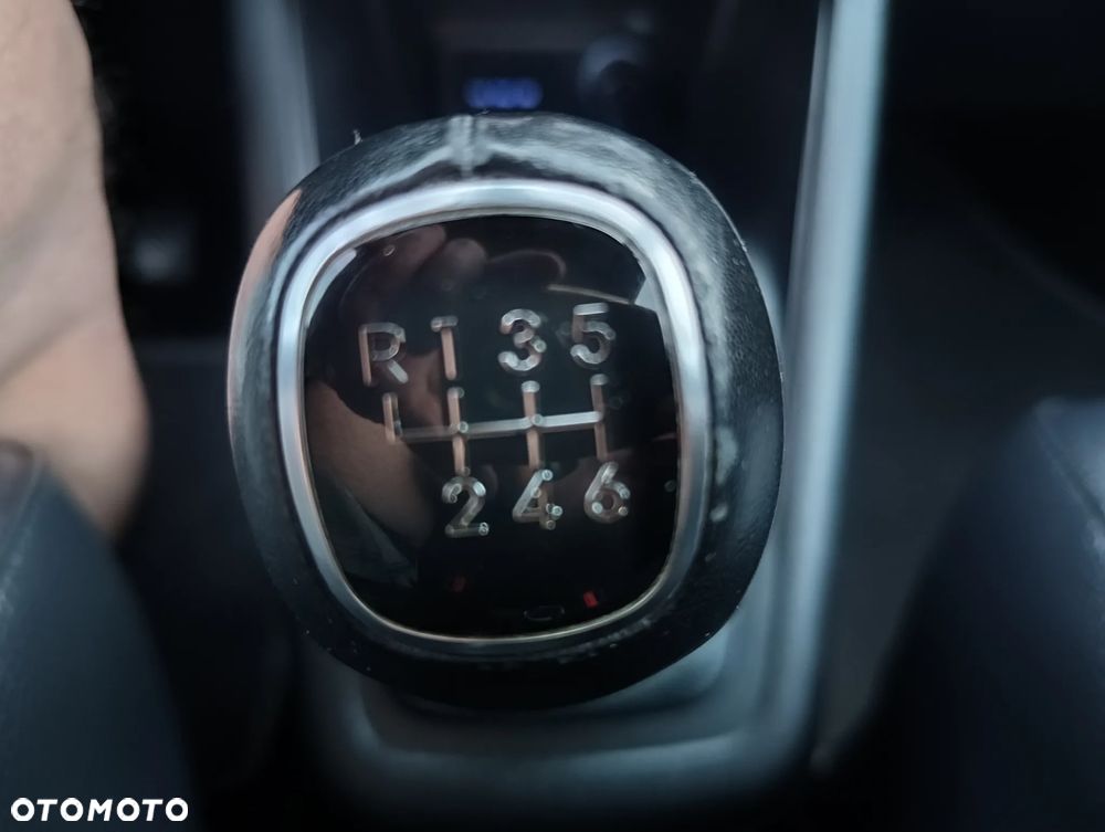 Hyundai ix20 1.6 Premium - 30