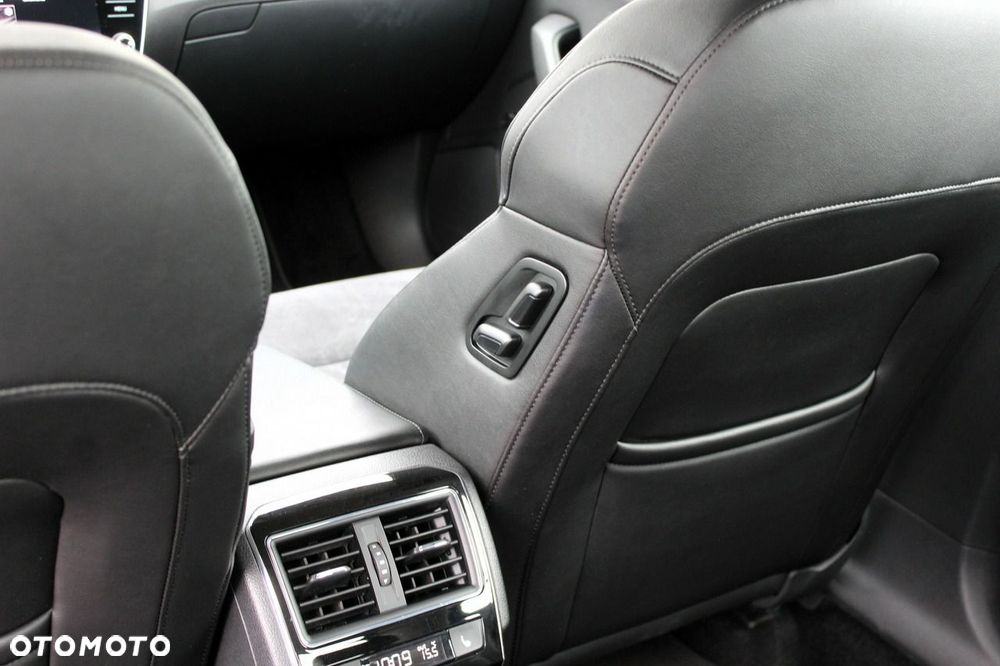 Skoda Superb 2.0 TDI DSG Style - 27