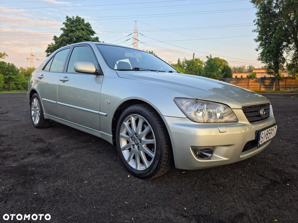 Lexus IS 200 Prestige - 21