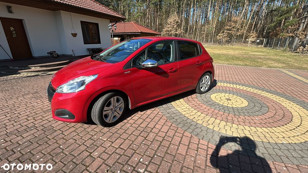 Peugeot 208 1.2 PureTech Style - 1
