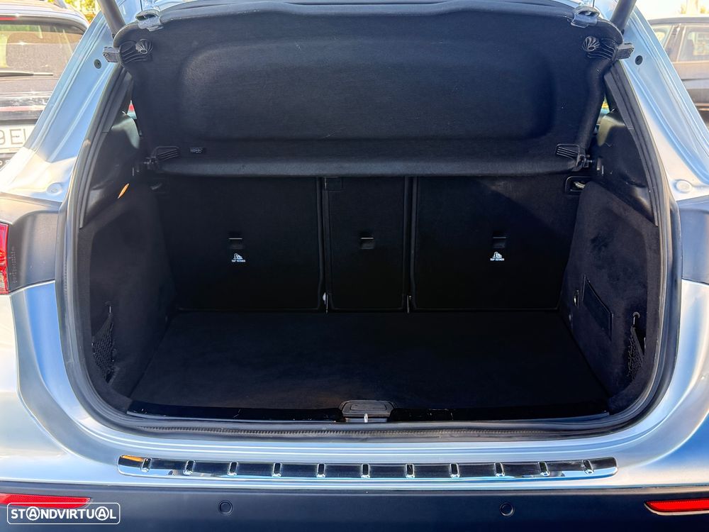 Mercedes-Benz GLA 250 e 8G-DCT Style - 14