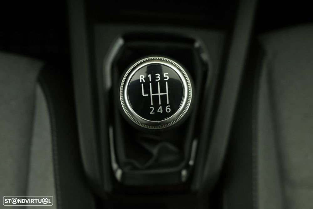 Renault Clio 1.0 TCe Evolution - 14